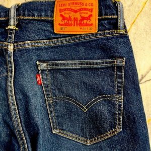 Levi’s women’s 511 straight leg jeans 31 x 30 (runs small)